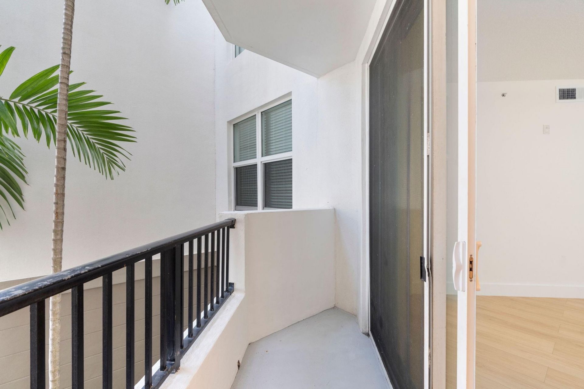 2401 NE 65th Street, Unit 205, Fort Lauderdale, FL 33308 Photo