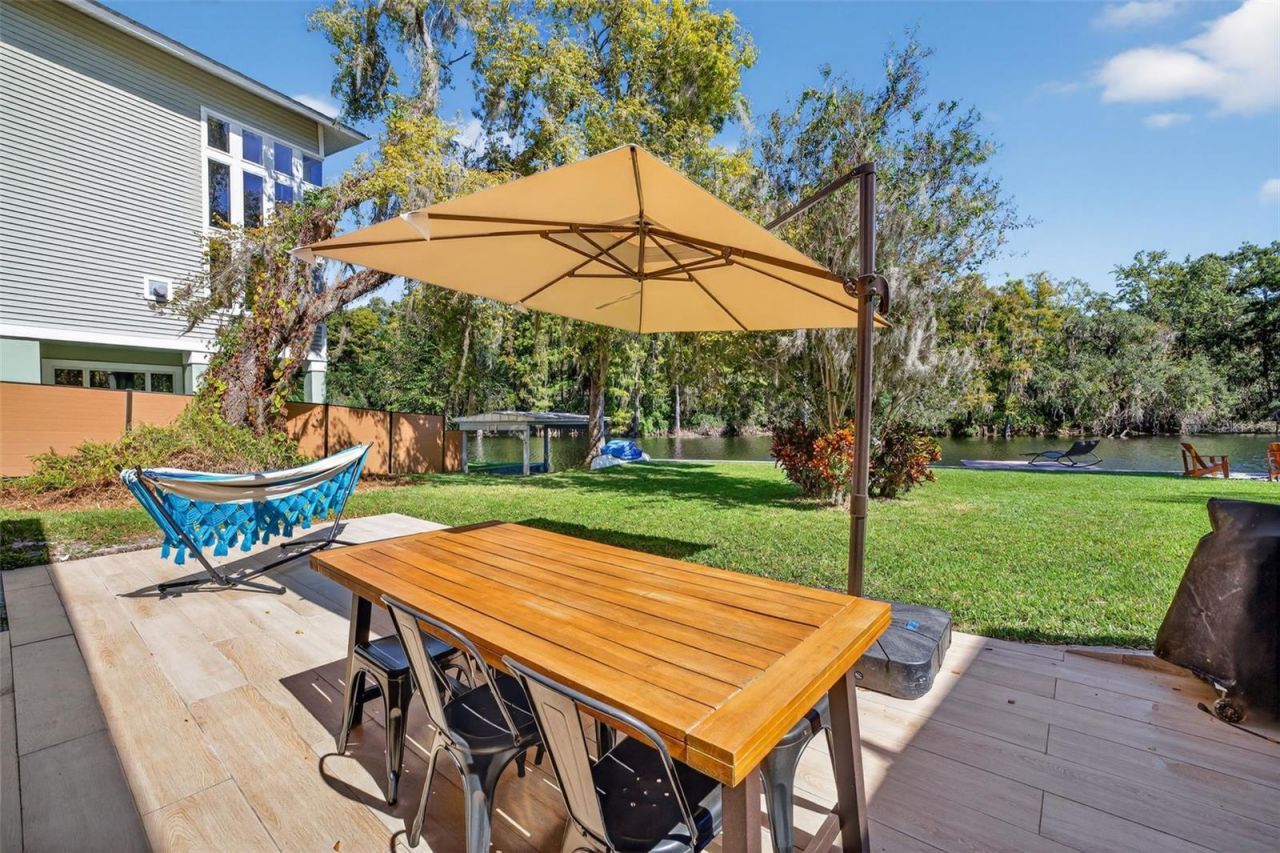 511 S Riverhills Drive, Temple Terrace, FL 33617 Photo