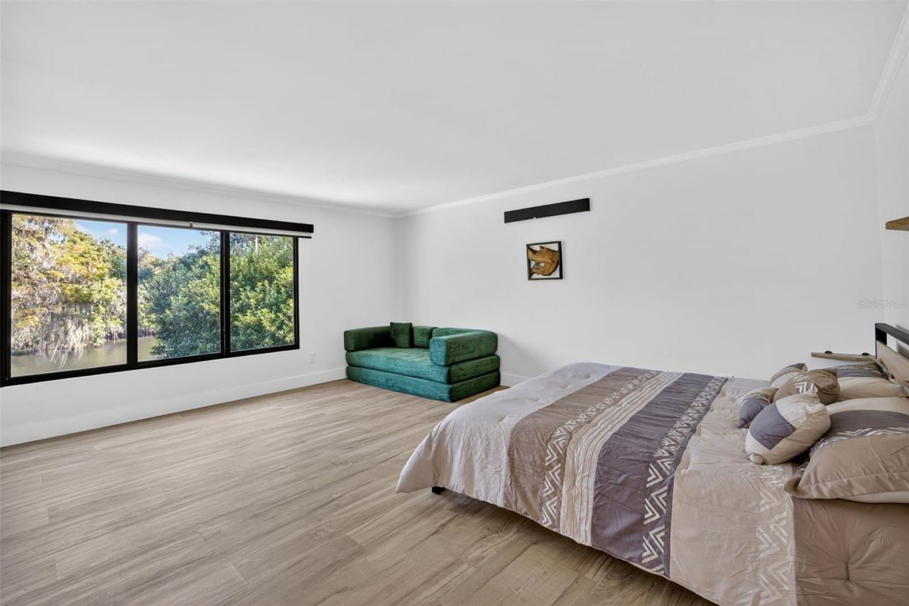 511 S Riverhills Drive, Temple Terrace, FL 33617 Photo