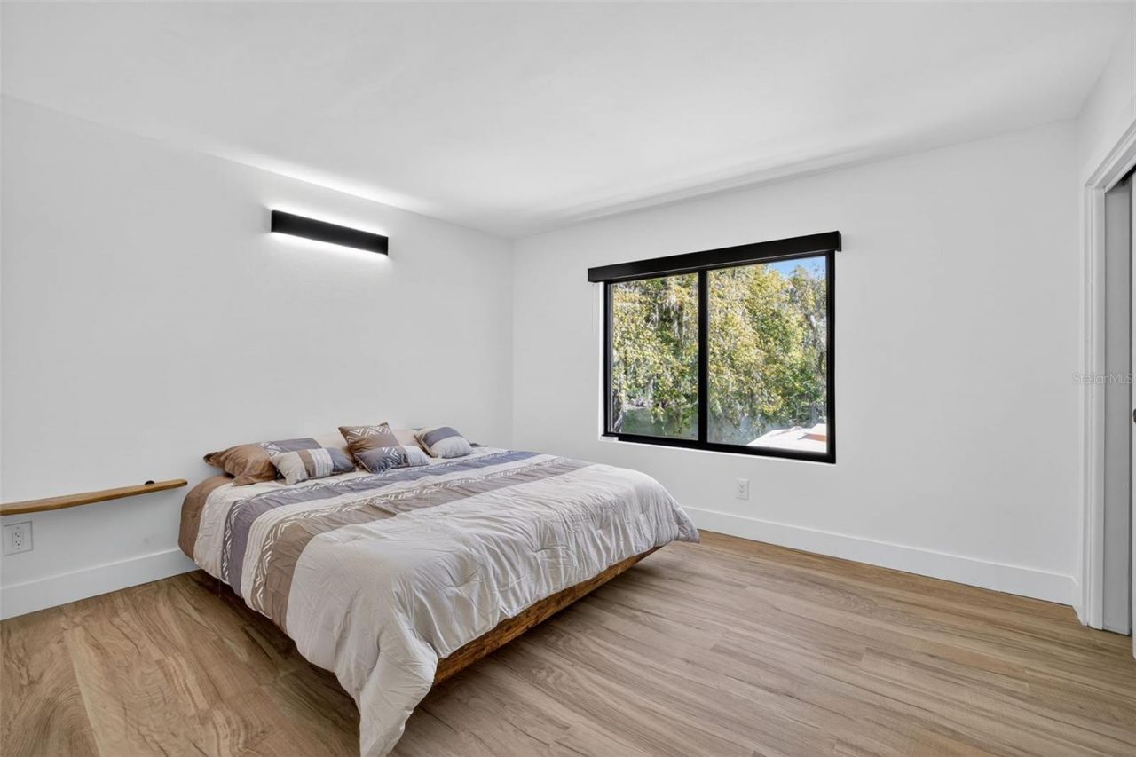 511 S Riverhills Drive, Temple Terrace, FL 33617 Photo