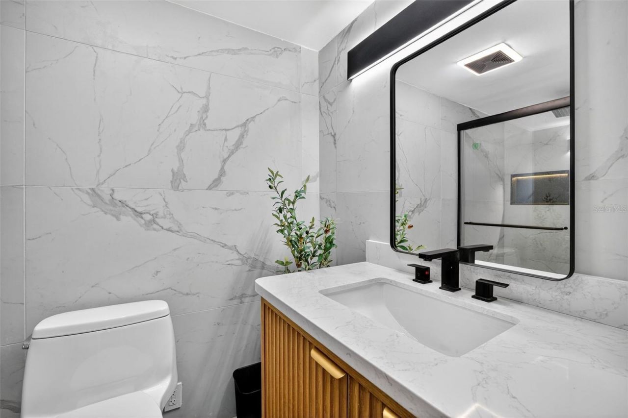 511 S Riverhills Drive, Temple Terrace, FL 33617 Photo