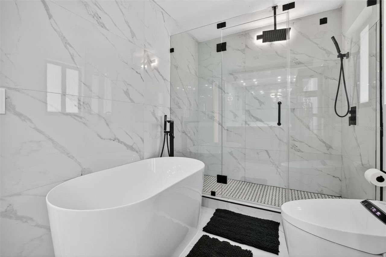 511 S Riverhills Drive, Temple Terrace, FL 33617 Photo