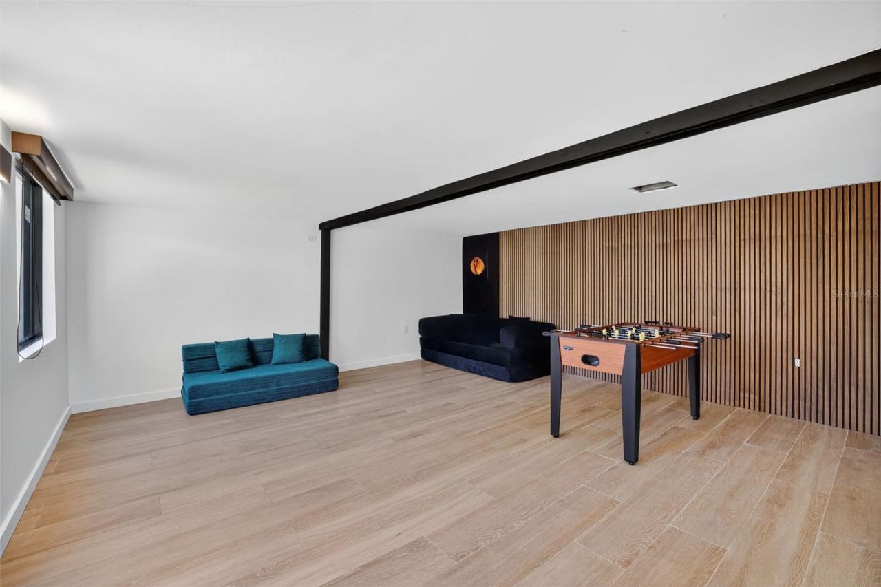 511 S Riverhills Drive, Temple Terrace, FL 33617 Photo