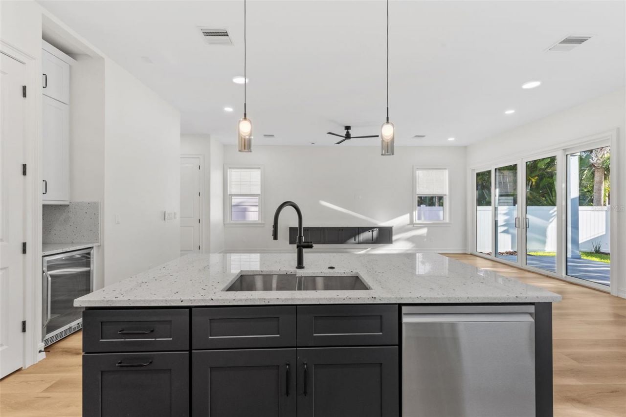 3801 71st Street N, Saint Petersburg, FL 33709 Photo