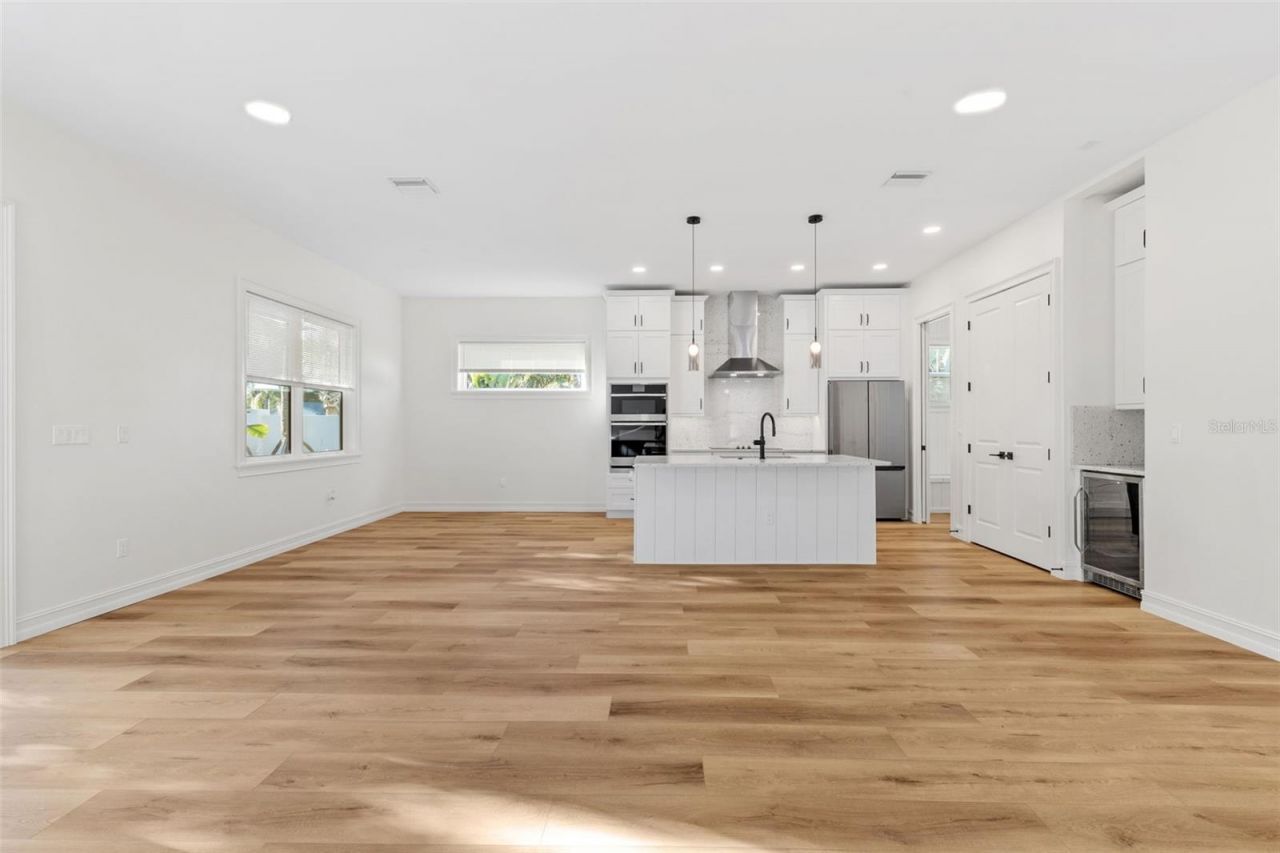 3801 71st Street N, Saint Petersburg, FL 33709 Photo