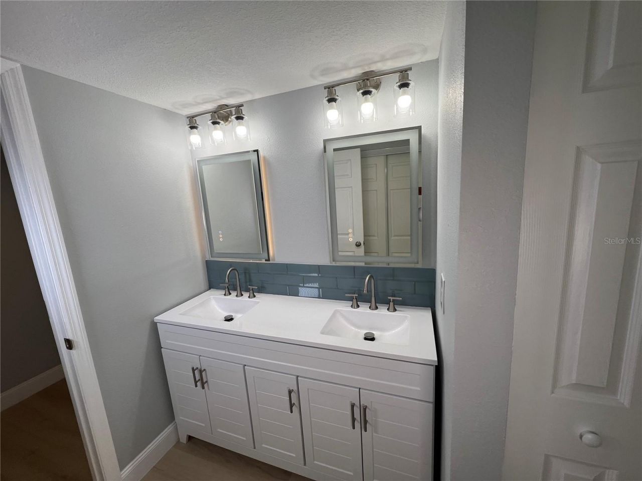 7550 Sunshine Skyway Lane S, Unit P11, Saint Petersburg, FL 33711 Photo