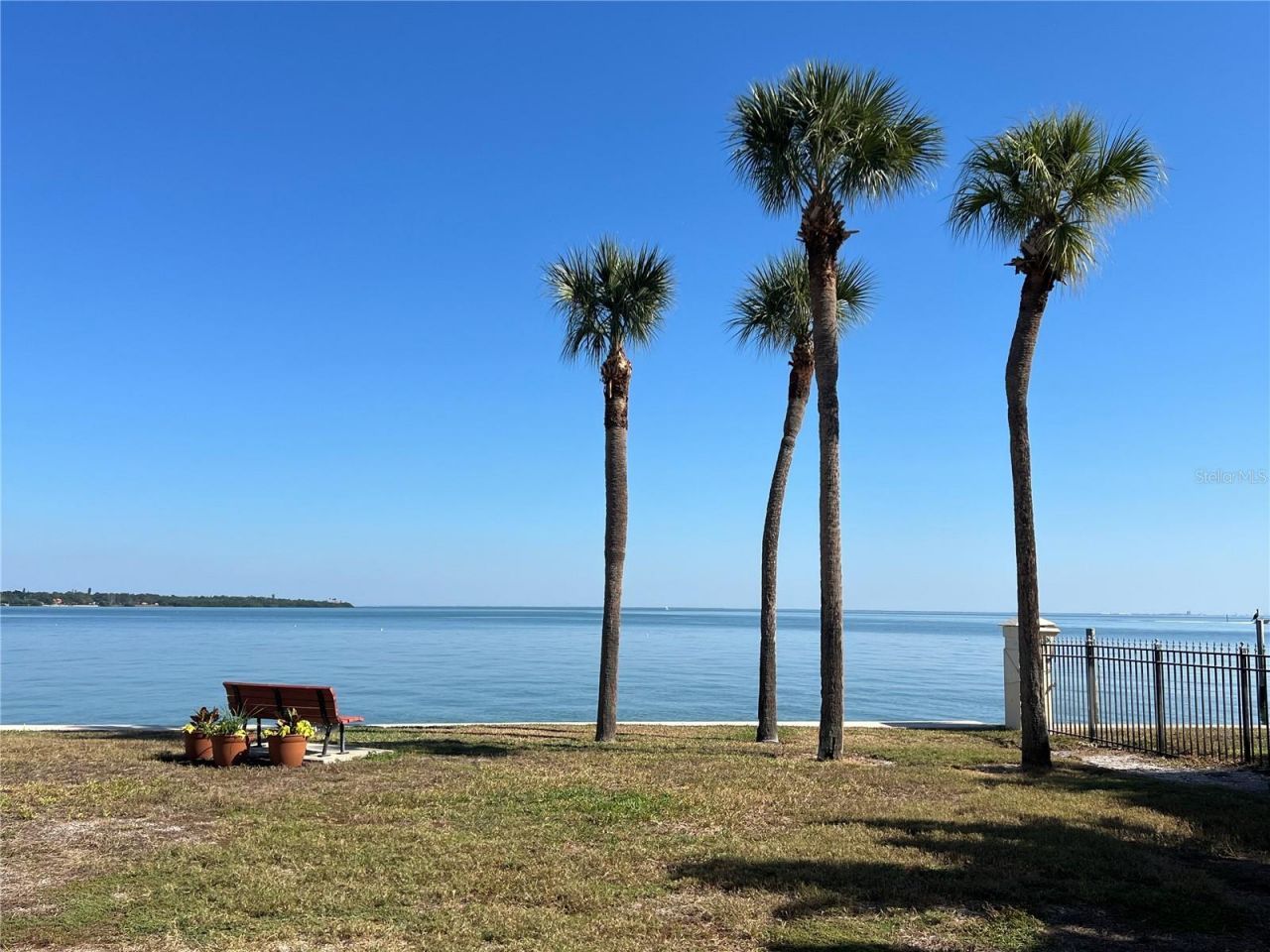 7550 Sunshine Skyway Lane S, Unit P11, Saint Petersburg, FL 33711 Photo