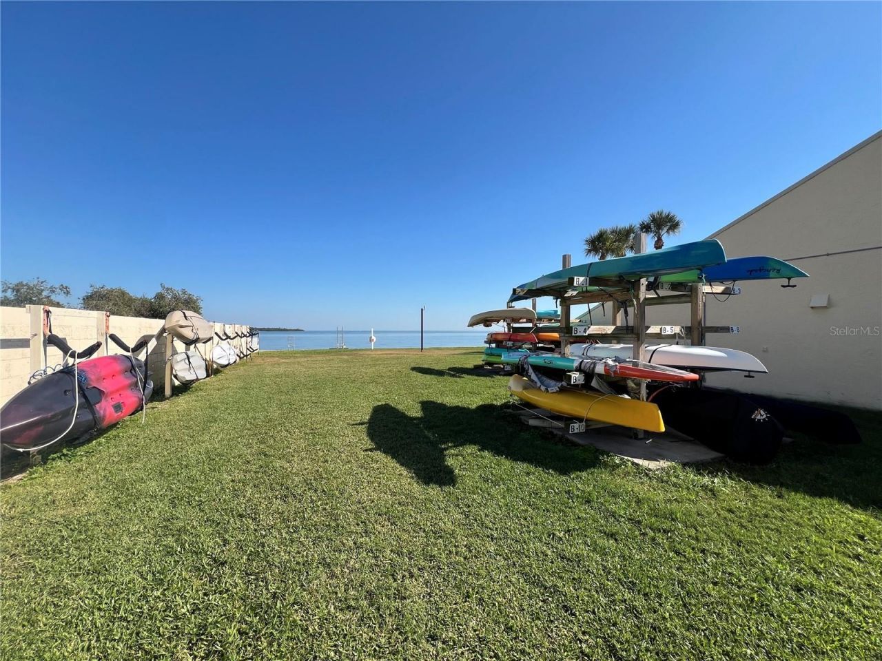 7550 Sunshine Skyway Lane S, Unit P11, Saint Petersburg, FL 33711 Photo