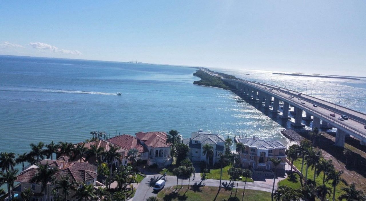 7550 Sunshine Skyway Lane S, Unit P11, Saint Petersburg, FL 33711 Photo