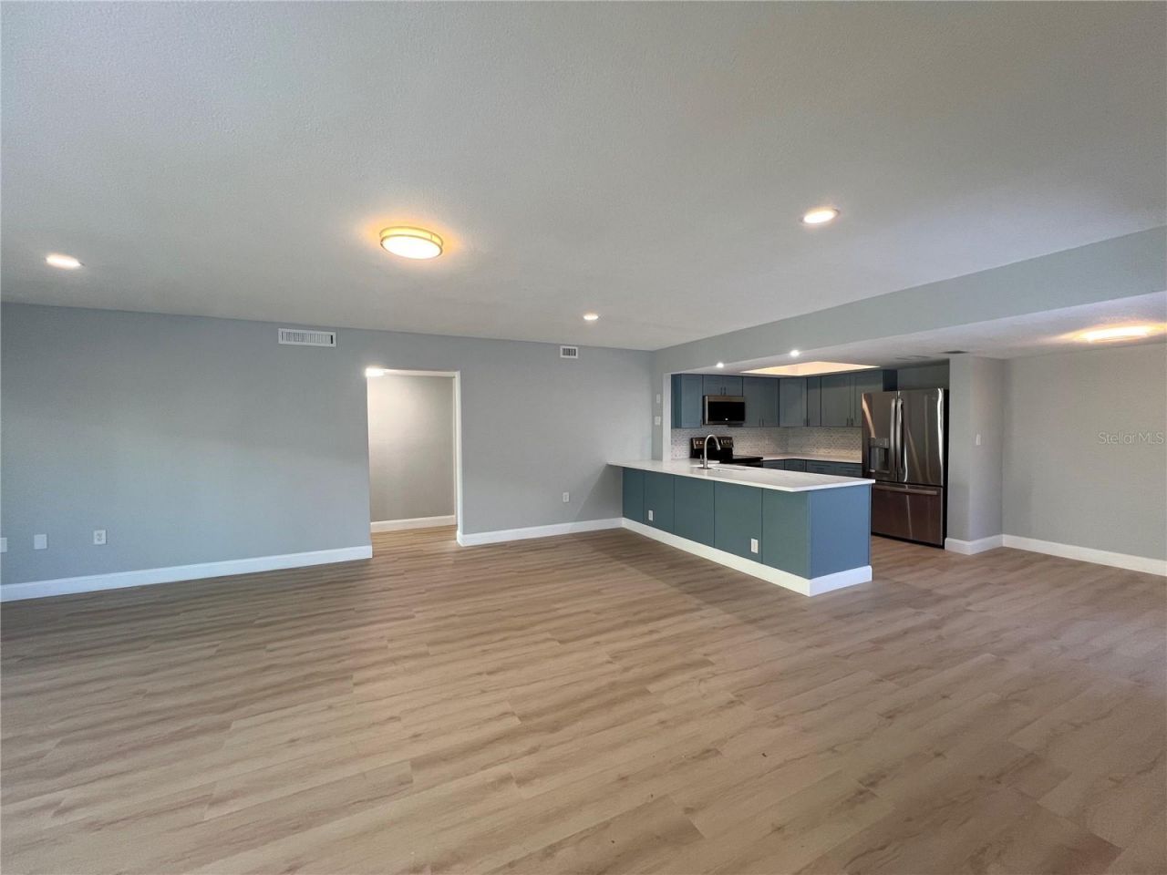 7550 Sunshine Skyway Lane S, Unit P11, Saint Petersburg, FL 33711 Photo