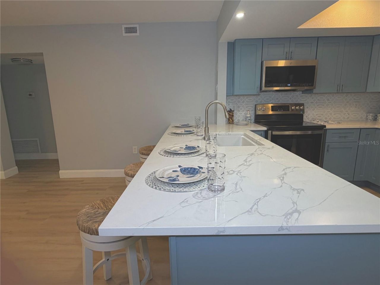 7550 Sunshine Skyway Lane S, Unit P11, Saint Petersburg, FL 33711 Photo