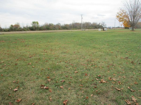 L 29 East Road, North Freedom, WI 53951