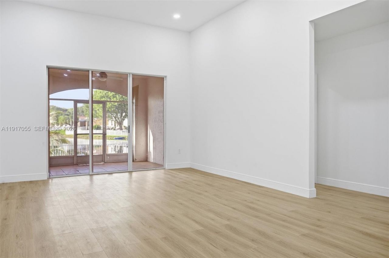 13166 SW 21st St, Miramar, FL 33027 Photo