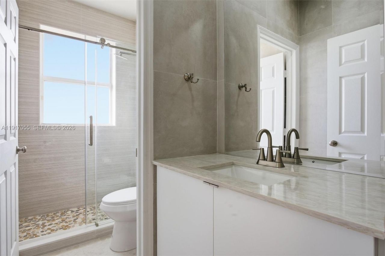 13166 SW 21st St, Miramar, FL 33027 Photo