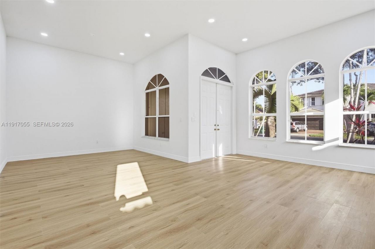 13166 SW 21st St, Miramar, FL 33027 Photo