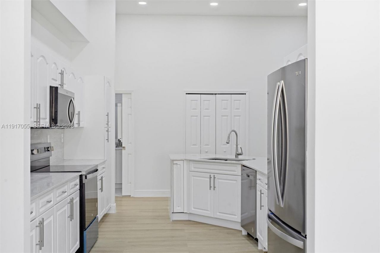 13166 SW 21st St, Miramar, FL 33027 Photo