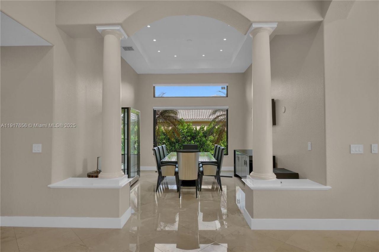 14896 SW 38th St, Davie, FL 33331 Photo