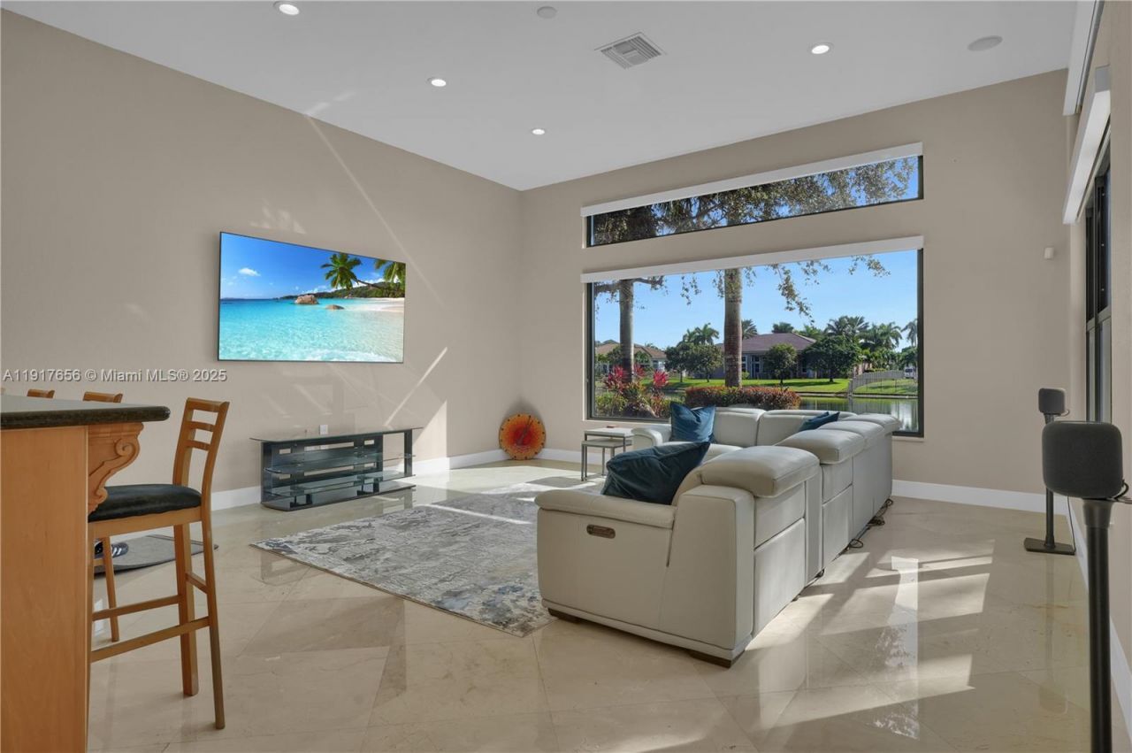 14896 SW 38th St, Davie, FL 33331 Photo