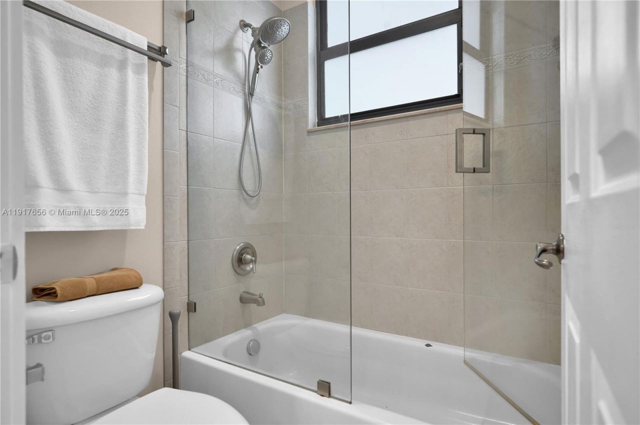 14896 SW 38th St, Davie, FL 33331 Photo