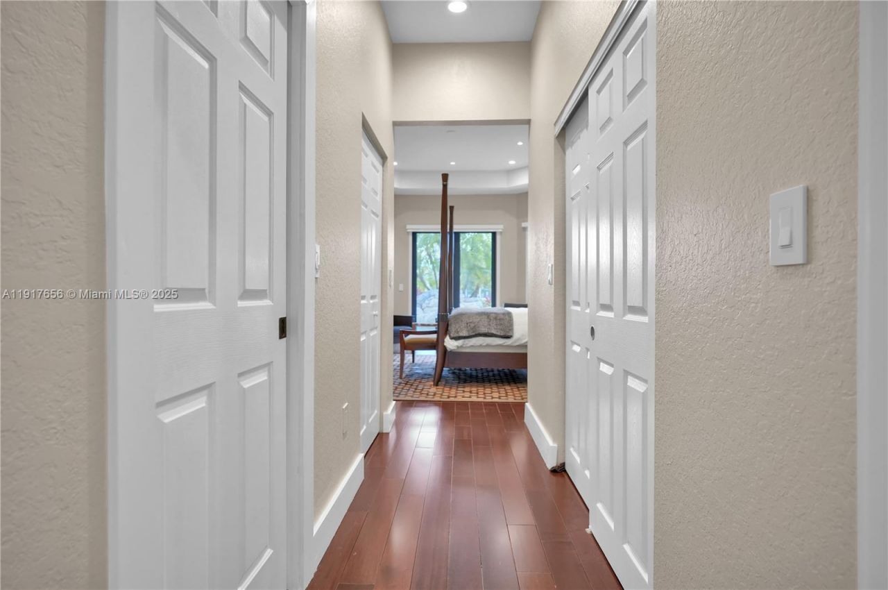 14896 SW 38th St, Davie, FL 33331 Photo