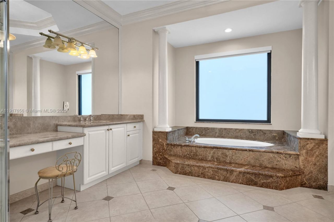 14896 SW 38th St, Davie, FL 33331 Photo