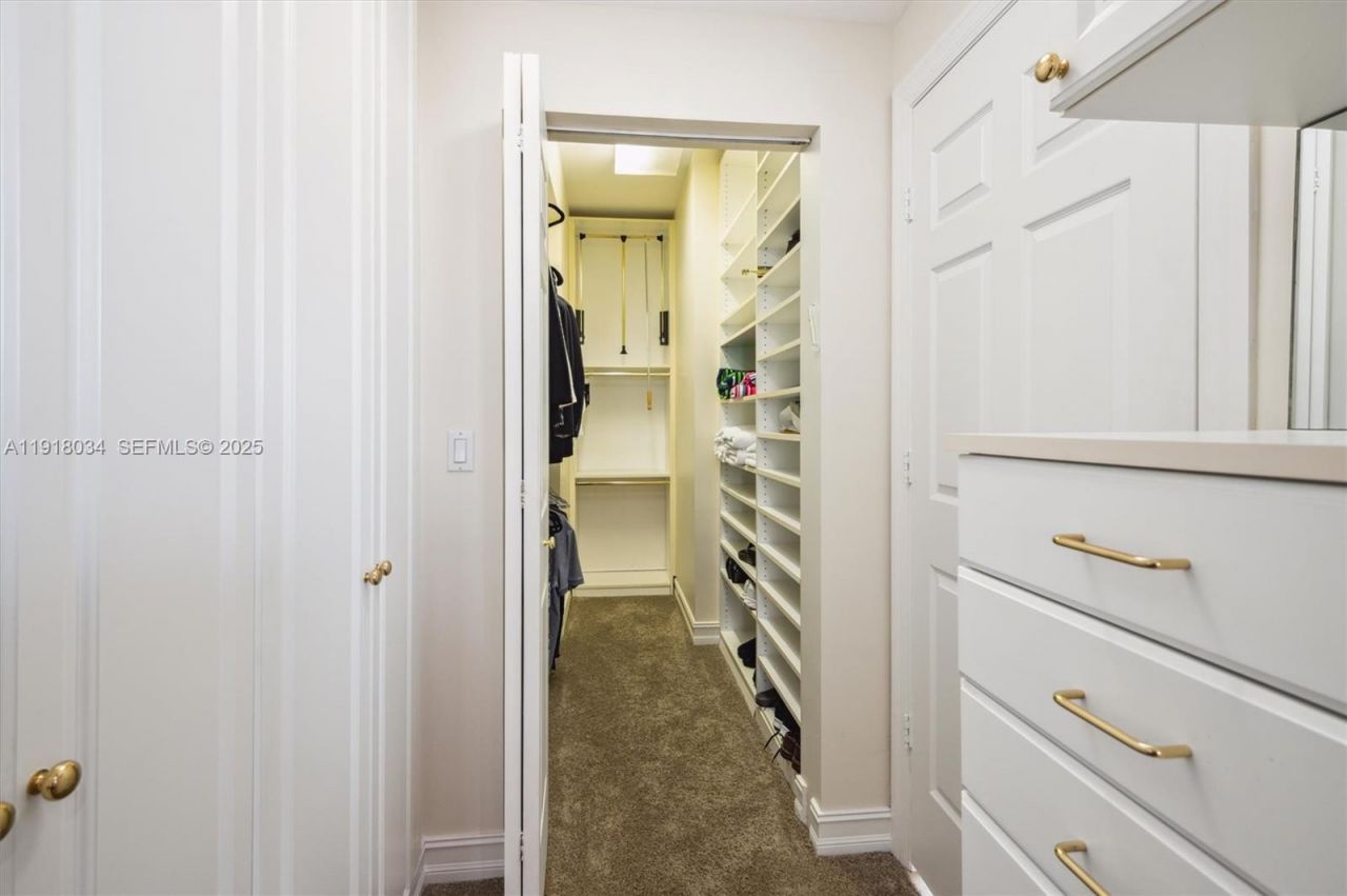 9751 E Bay Harbor Dr, Unit 7A, Bay Harbor Islands, FL 33154 Photo