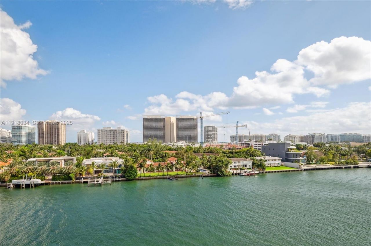 9751 E Bay Harbor Dr, Unit 7A, Bay Harbor Islands, FL 33154 Photo