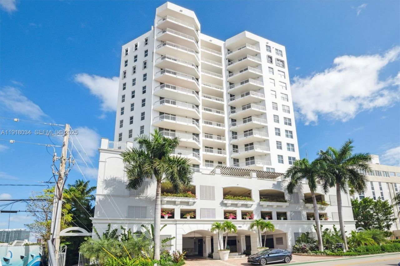 9751 E Bay Harbor Dr, Unit 7A, Bay Harbor Islands, FL 33154 Photo