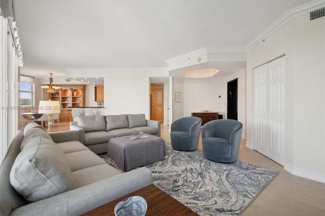 9751 E Bay Harbor Dr, Unit 7A, Bay Harbor Islands, FL 33154 Photo