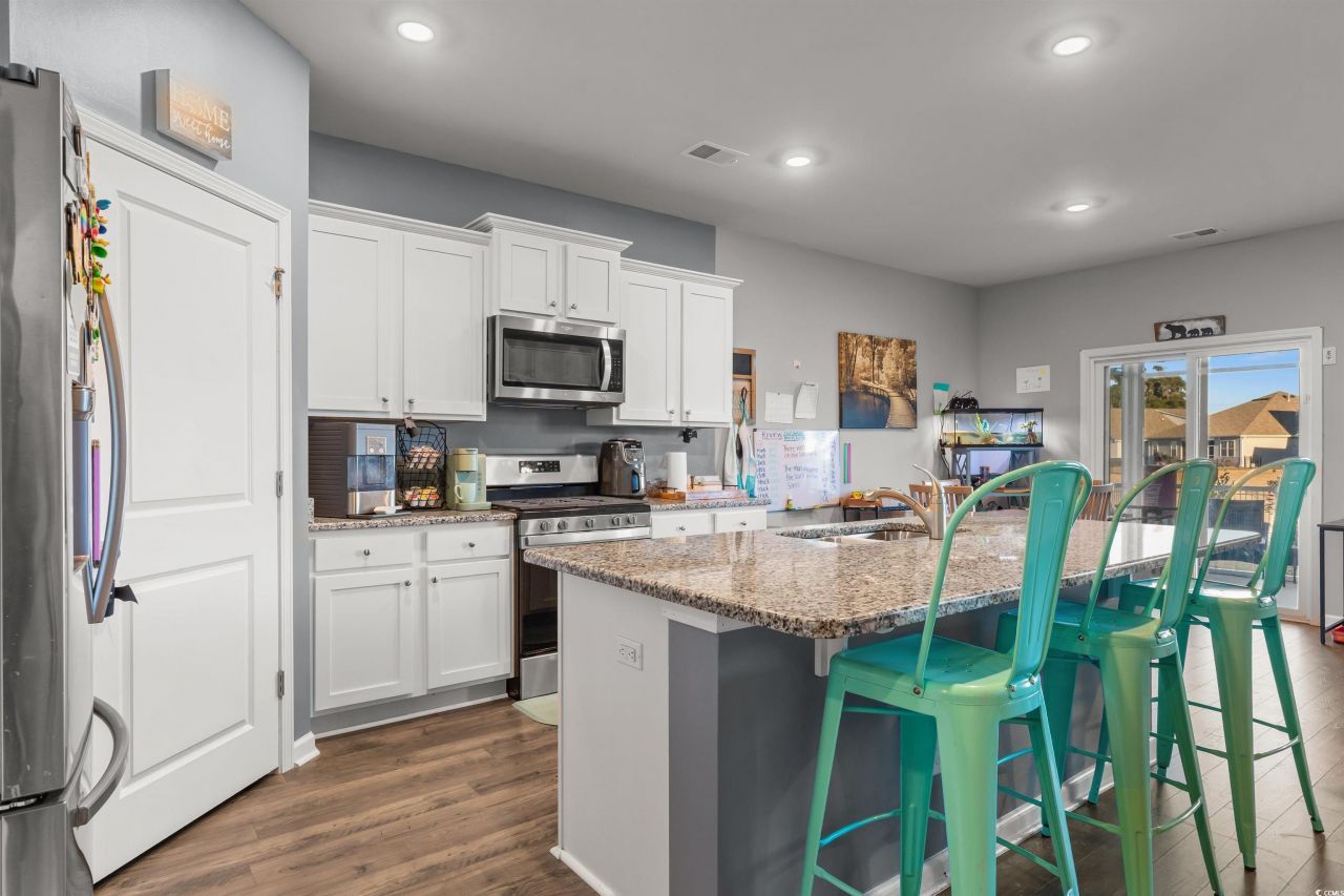 2004 Musgrove Mill Way Photo 4