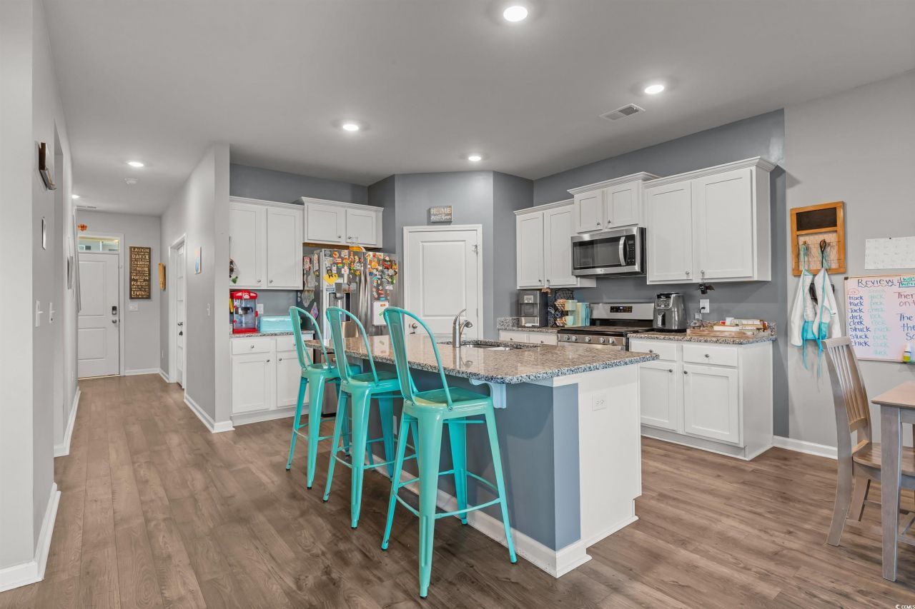 2004 Musgrove Mill Way Photo 5