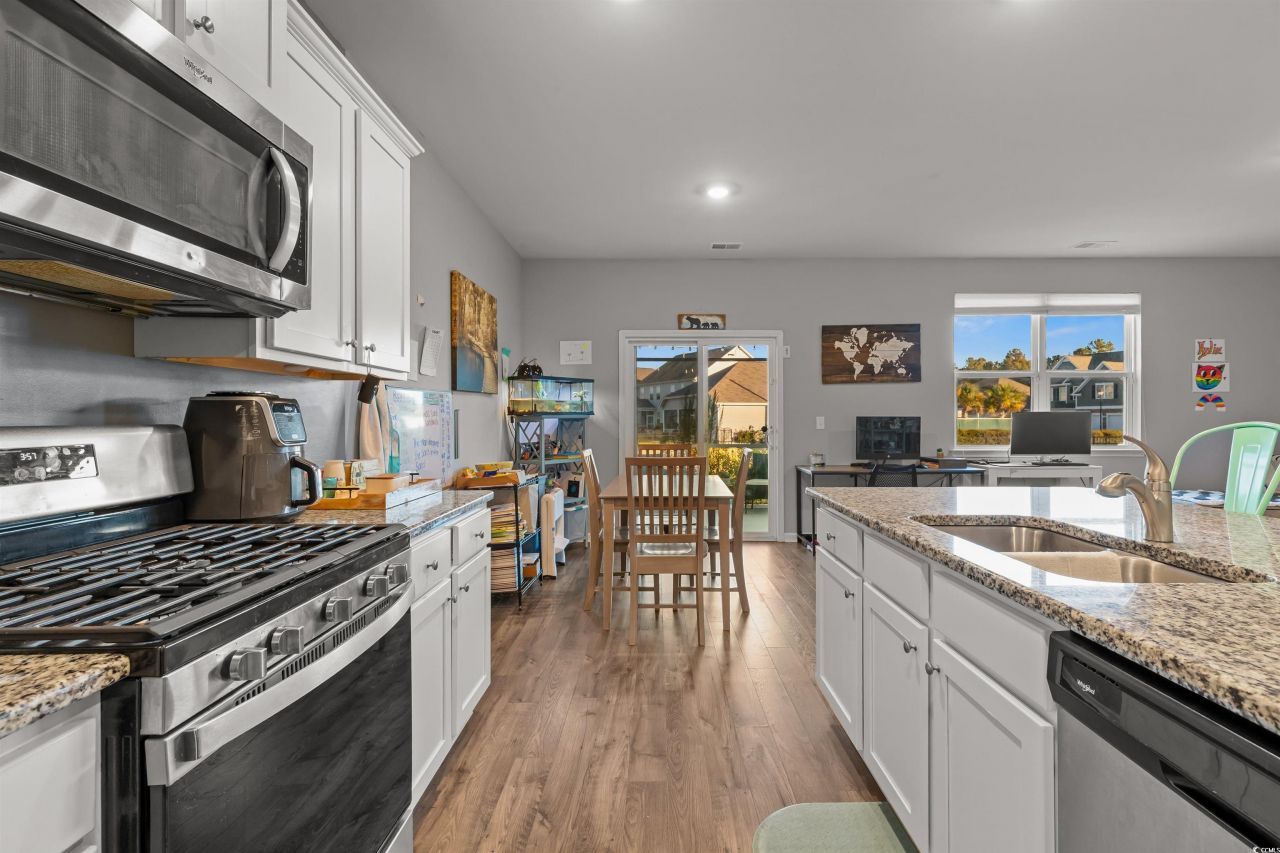 2004 Musgrove Mill Way Photo 8