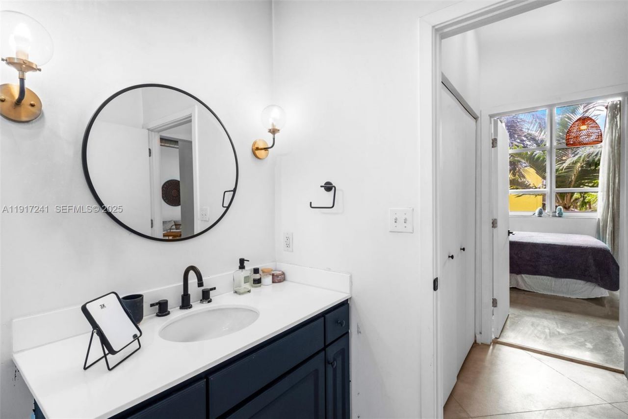 2001 Biscayne Blvd, Unit 2409, Miami, FL 33137 Photo