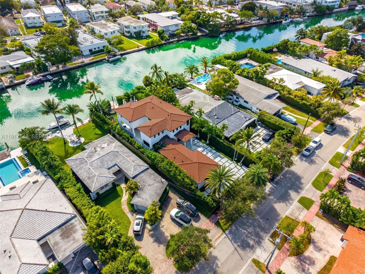 710 S Shore Dr, Miami Beach, FL 33141 Photo