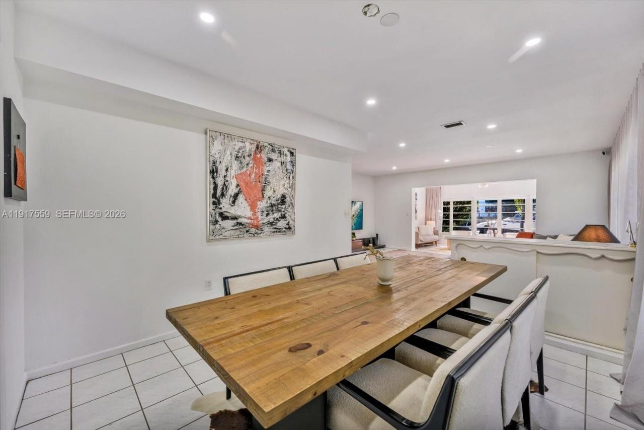 700 S Shore Dr, Miami Beach, FL 33141 Photo