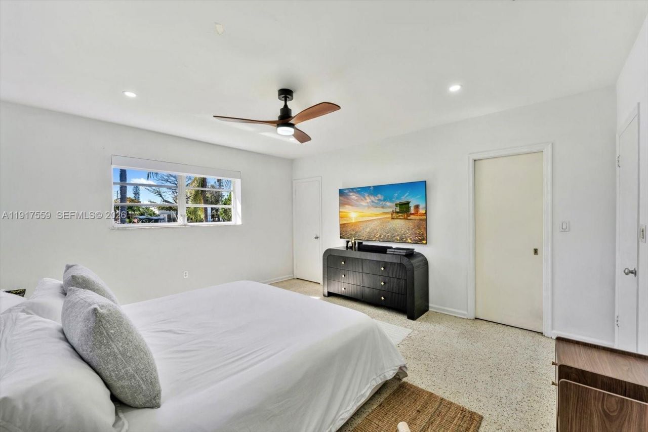 700 S Shore Dr, Miami Beach, FL 33141 Photo