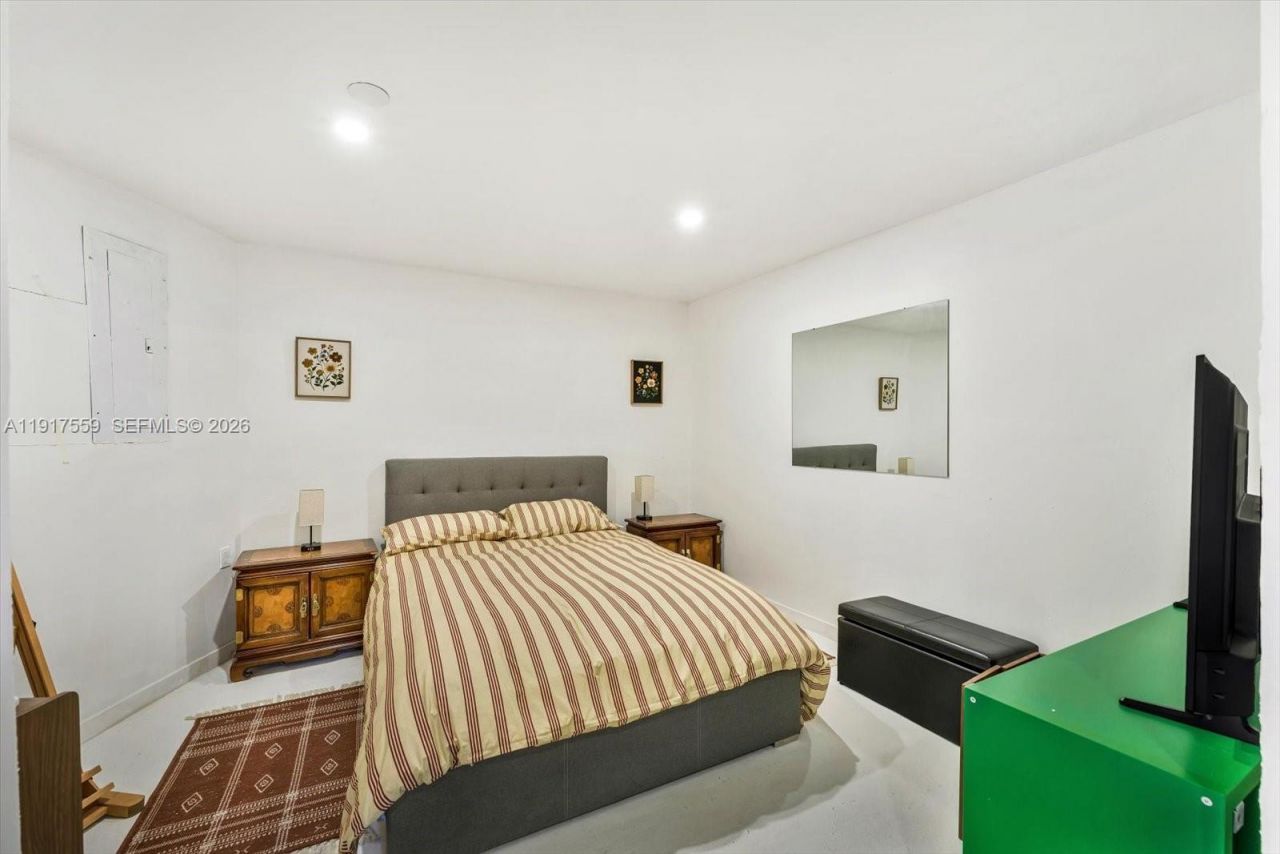 700 S Shore Dr, Miami Beach, FL 33141 Photo