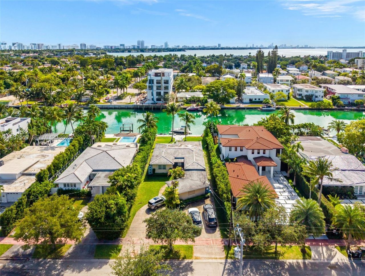 700 S Shore Dr, Miami Beach, FL 33141 Photo