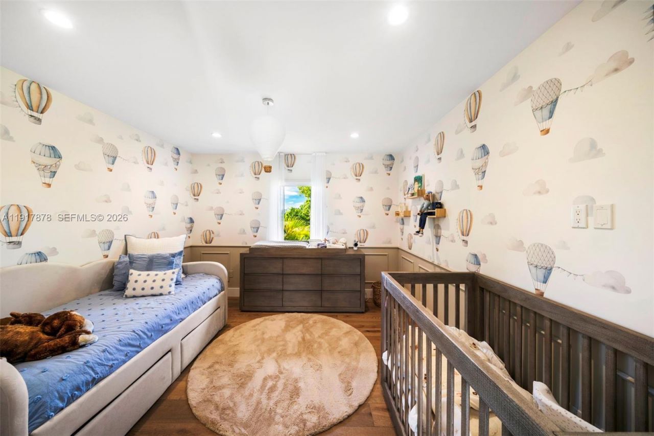 710 + 700 S Shore Dr, Miami Beach, FL 33141 Photo