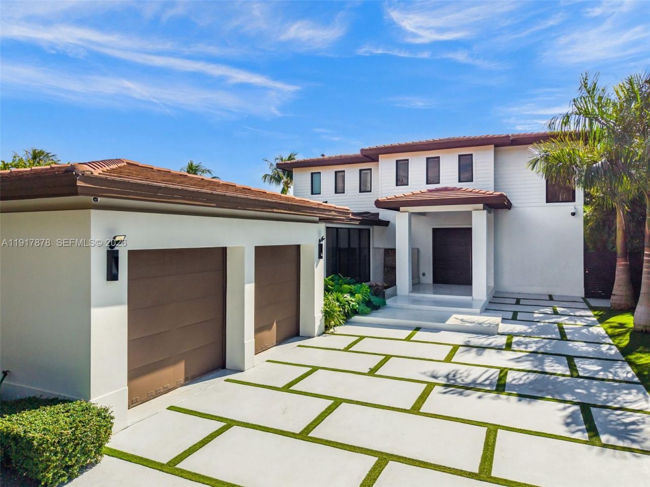 710 + 700 S Shore Dr, Miami Beach, FL 33141 Photo