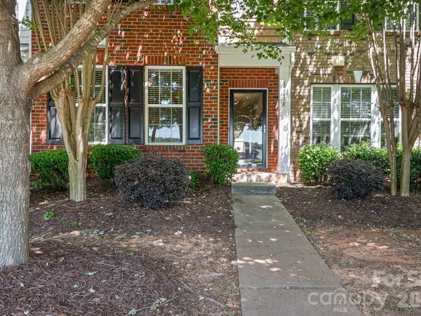 18478 W Catawba Avenue, Cornelius, NC 28031