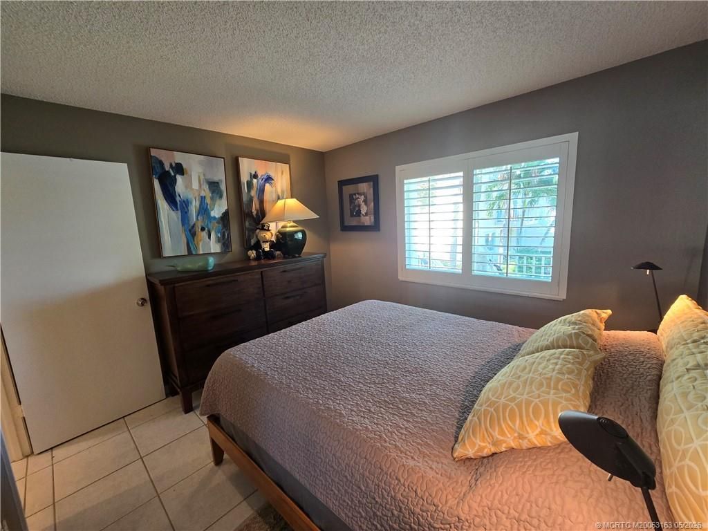 5564 NE Gulfstream Way, Stuart, FL 34996 Photo