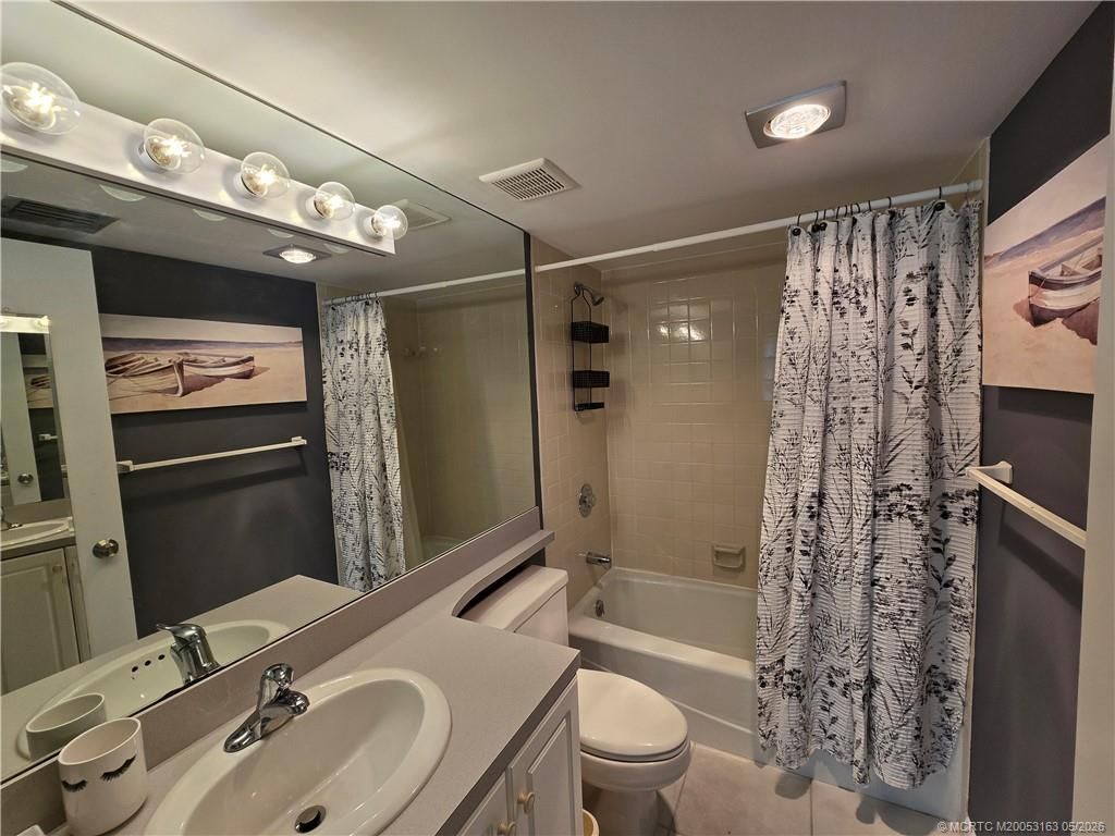 5564 NE Gulfstream Way, Stuart, FL 34996 Photo