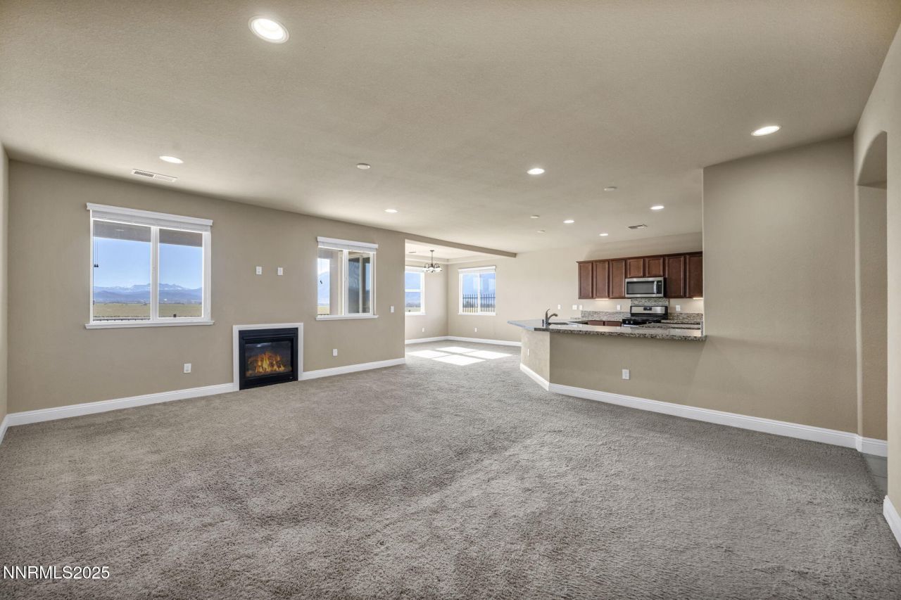 1211 W Cottage Loop, Gardnerville, NV 89460 Photo