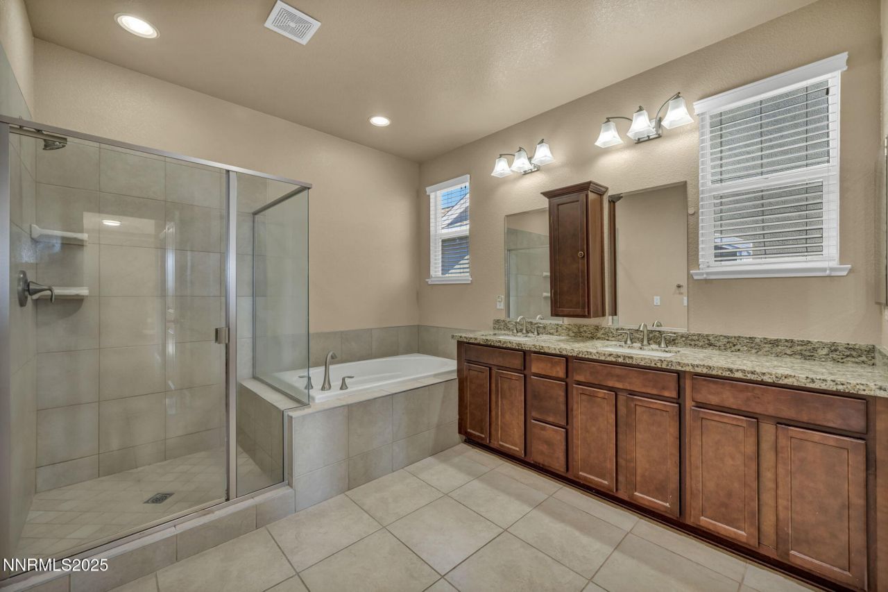 1211 W Cottage Loop, Gardnerville, NV 89460 Photo