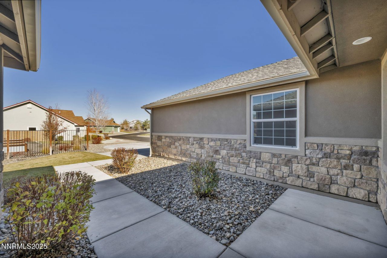 1211 W Cottage Loop, Gardnerville, NV 89460 Photo