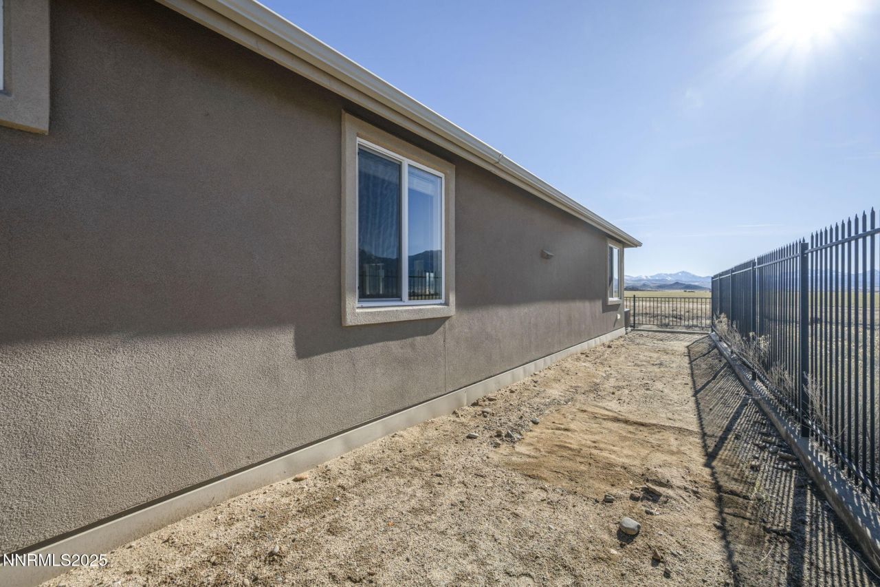 1211 W Cottage Loop, Gardnerville, NV 89460 Photo