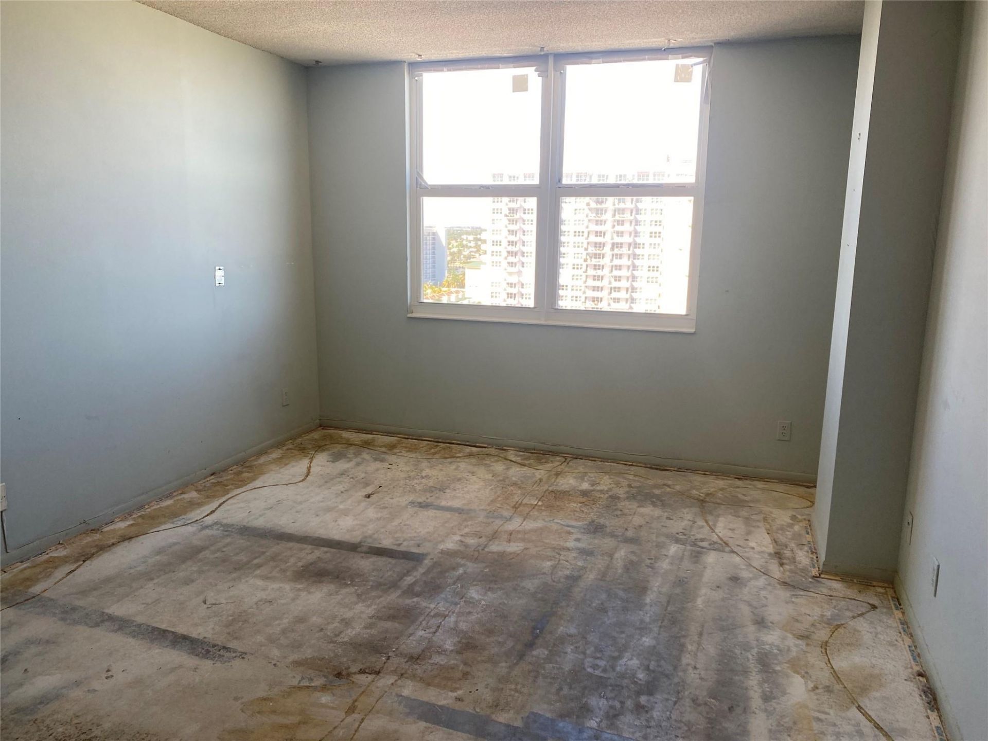 305 N Pompano Beach Boulevard, Unit 1511, Pompano Beach, FL 33062 Photo