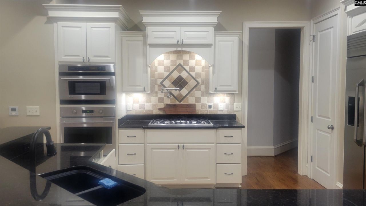 211 Cutters Cove Court  Photo 15