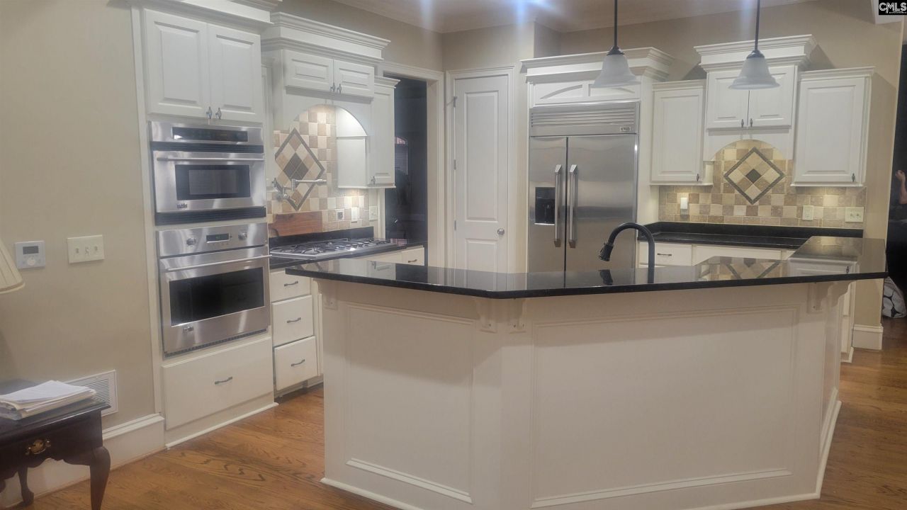 211 Cutters Cove Court  Photo 17